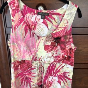 Tommy Bahama floral top - Lg